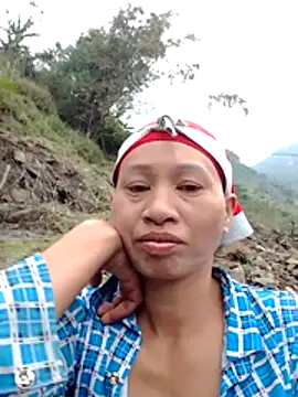 donna-bae online show from March 4, 10:11 am