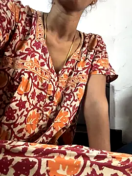 sweetreddy-02 online show from October 8, 7:13 am