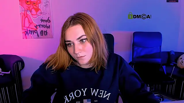 casey meow  online show from December 5, 10:16 am