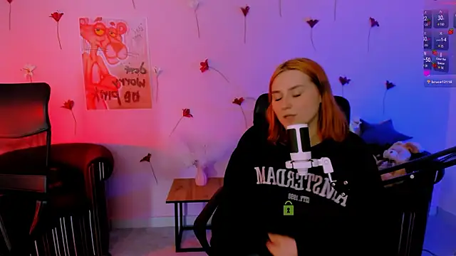 casey meow  online show from March 12, 4:53 pm