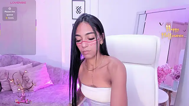 miavegas1 online show from October 31, 12:12 am