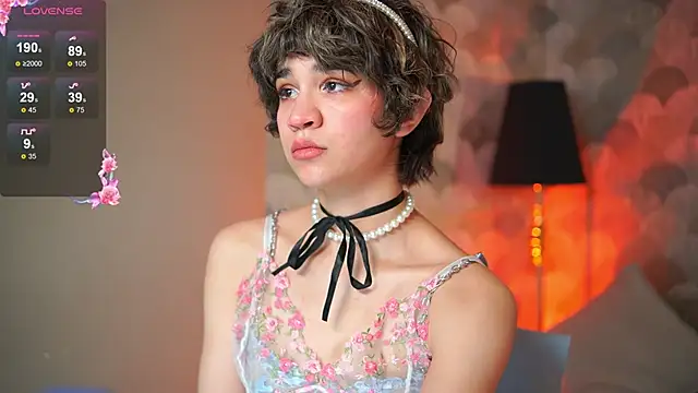 sandzu  online show from December 13, 9:10 pm