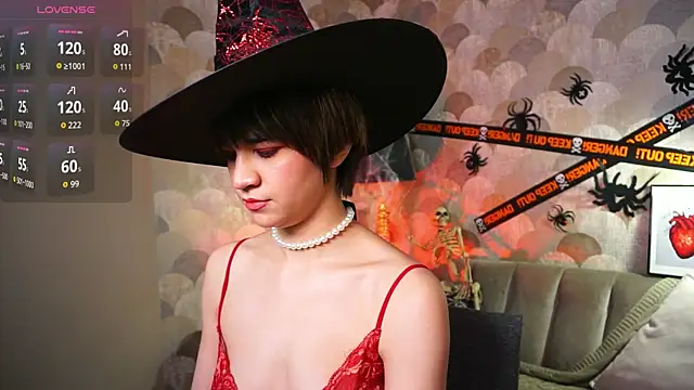 sandzu  online show from October 28, 8:35 pm