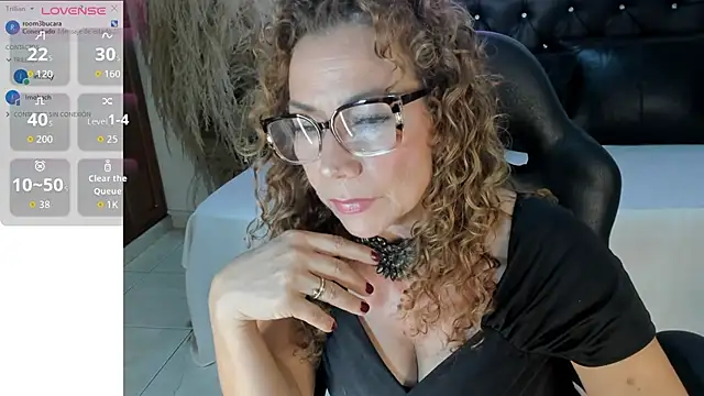 Jademommy  online show from October 2, 7:30 pm