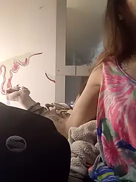 Snapshot of cicithtbitch chatting on October 5, 10:26 pm cicithtbitch online show from October 5, 10:26 pm