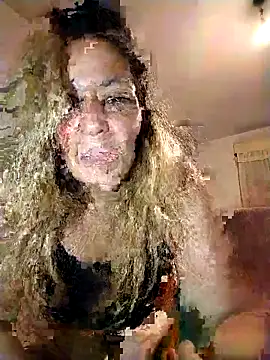 Snapshot of Lunita86 chatting on October 23, 2:28 am Lunita86 online show from October 23, 2:28 am