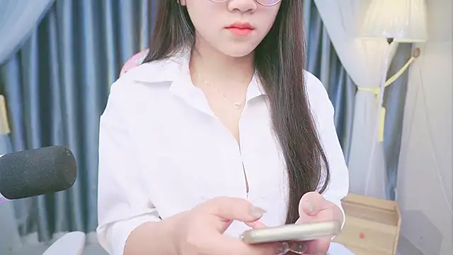 Cherry-26 online show from February 28, 5:45 pm