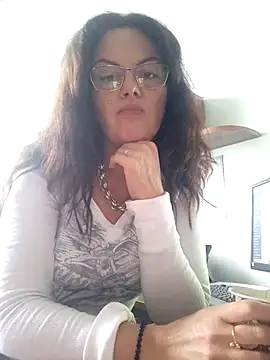 ValeriaLove43211 online show from September 25, 11:09 am