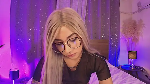 SofiaClarkson online show from October 11, 9:06 pm