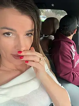 fit vic online show from February 4, 12:30 pm