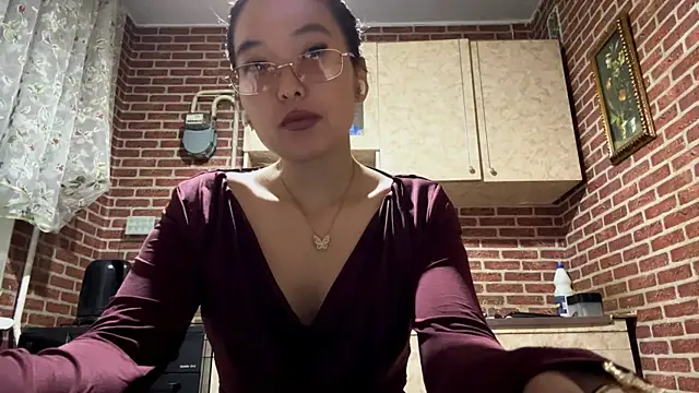 Snapshot of EmmaLeexth chatting on September 26, 7:22 pm EmmaLeexth online show from September 26, 7:22 pm