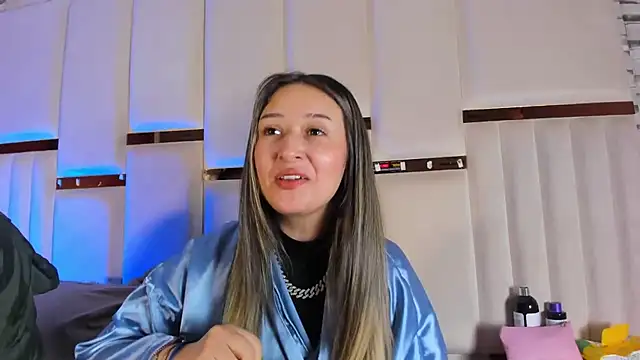 ANLLELOAndANGELA online show from April 15, 5:57 pm