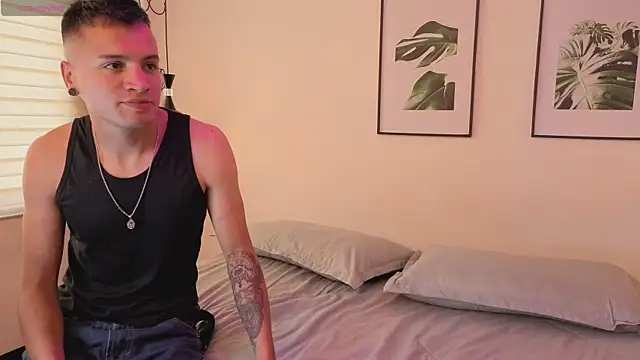 afrodita aares online show from April 18, 7:40 pm