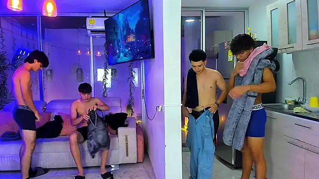 Houseofwarrios online show from March 20, 5:56 am