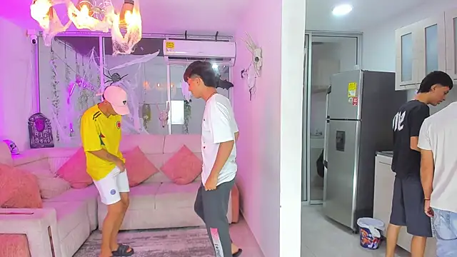 Houseofwarrios online show from October 26, 5:36 am