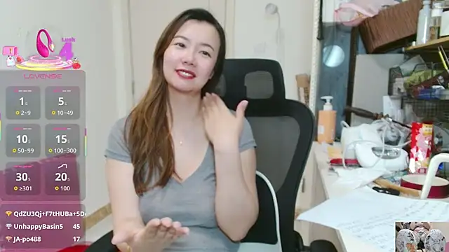 sallycui online show from June 9, 1:38 am