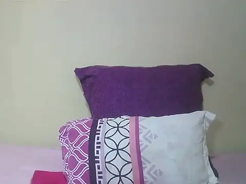 Snapshot of GAIGANTICBOOBS chatting on October 16, 12:35 am GAIGANTICBOOBS online show from October 16, 12:35 am