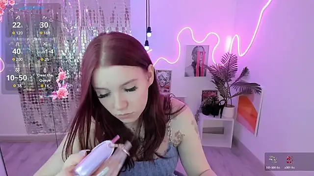 Layla Glam online show from March 14, 2:18 pm