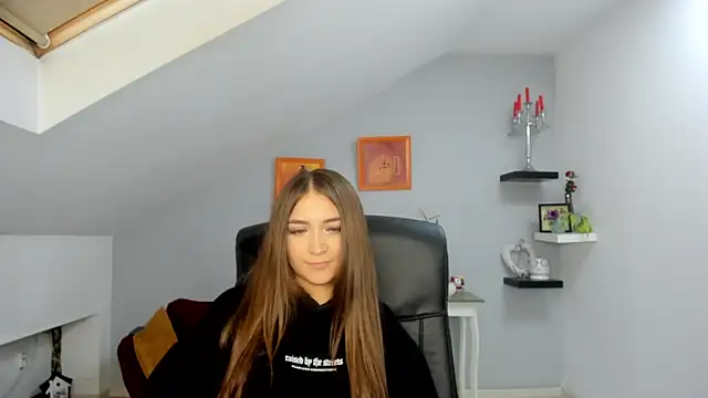 EllaClarke online show from September 25, 2:38 pm