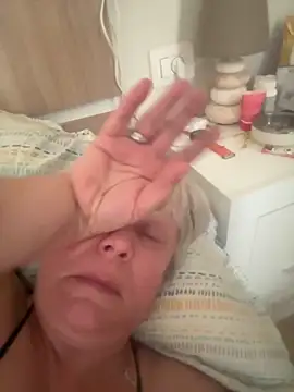 VyC7564 online show from December 14, 11:05 am