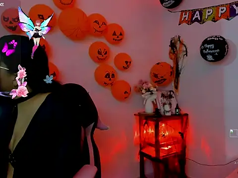 Mia Lujan online show from October 28, 12:16 am