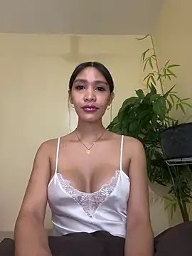 UrIdealGirl Jade online show from May 24, 2:16 pm
