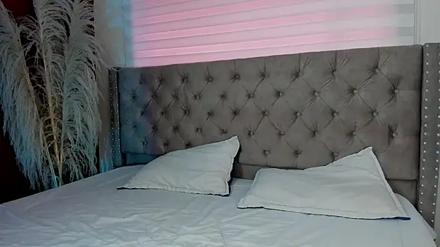 angela fiory online show from March 24, 7:30 pm