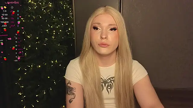 Michelle Jacksonn online show from December 2, 12:18 pm