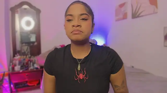 camilafoox7 online show from October 13, 6:32 pm