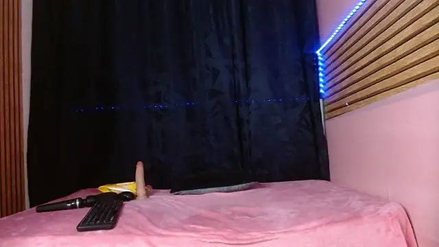 Melii idalgo online show from October 18, 4:15 am