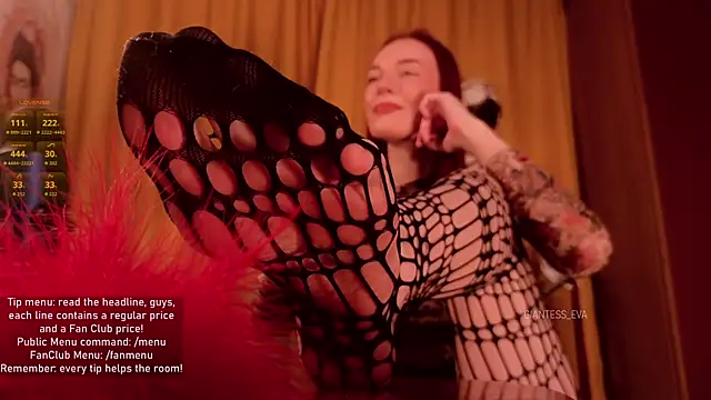 Giantess Eva online show from October 9, 4:44 pm