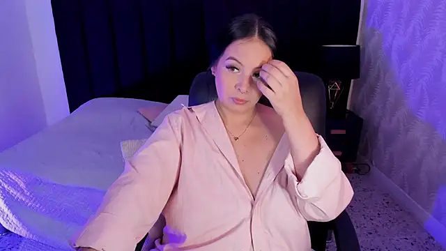 camiladuke7 online show from October 3, 8:36 pm