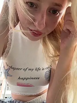 RonnieKiss online show from December 5, 6:02 am