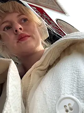 RonnieKiss online show from October 12, 4:59 am