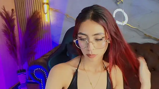 mia tf online show from November 7, 2:33 pm