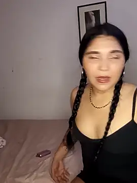 TwoForyouX online show from October 1, 4:06 am