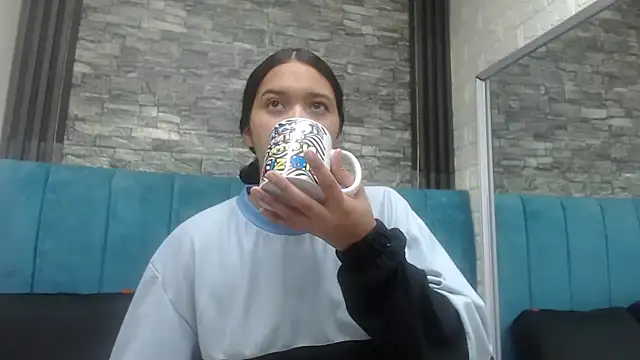 Lil Rose2006 online show from December 2, 1:02 pm