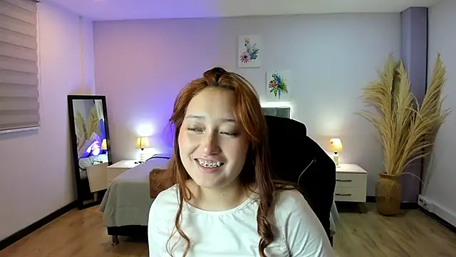 Samara Hilton 2 online show from October 1, 8:25 pm