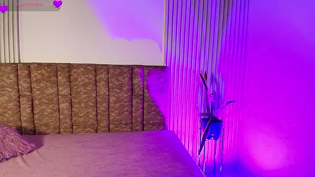 Missdionne curly online show from March 11, 11:36 am