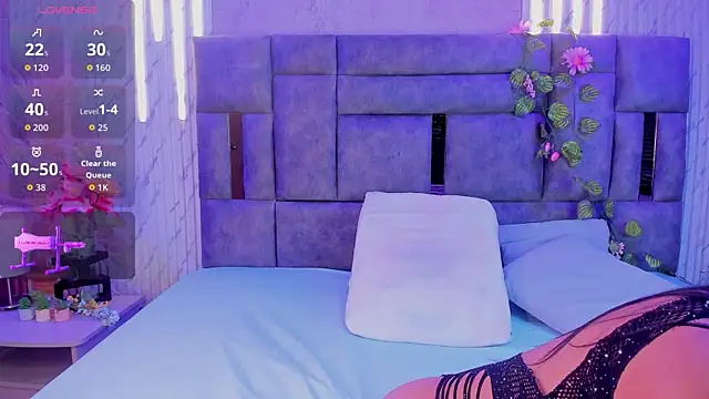 AlannaGil online show from April 5, 3:16 am