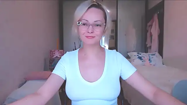 Sophie Crushxh online show from October 8, 12:53 pm