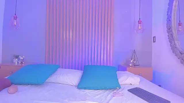 miia blaze online show from March 16, 1:04 pm