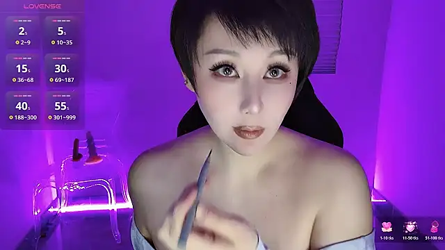 Goddess Jin online show from May 1, 5:05 pm