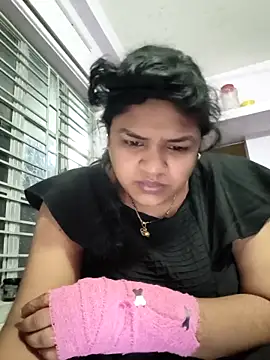 Deborbhavi222 online show from February 14, 12:51 pm