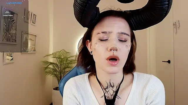 Elastikisss online show from October 28, 2:39 am