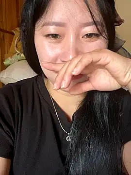 Snapshot of violet-00 chatting on October 22, 2:27 am violet-00 online show from October 22, 2:27 am