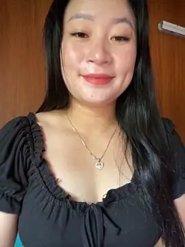 Snapshot of violet-00 chatting on October 21, 2:26 am violet-00 online show from October 21, 2:26 am