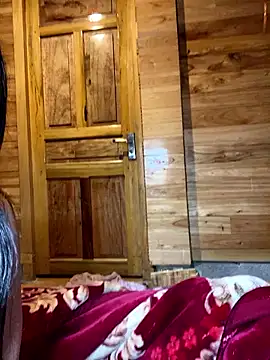 violet-00 online show from December 17, 1:44 am