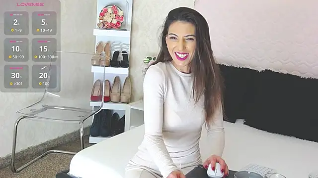 Rossaliaa online show from March 17, 5:00 am