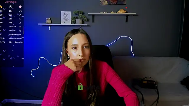 lilu pink online show from October 8, 1:59 pm